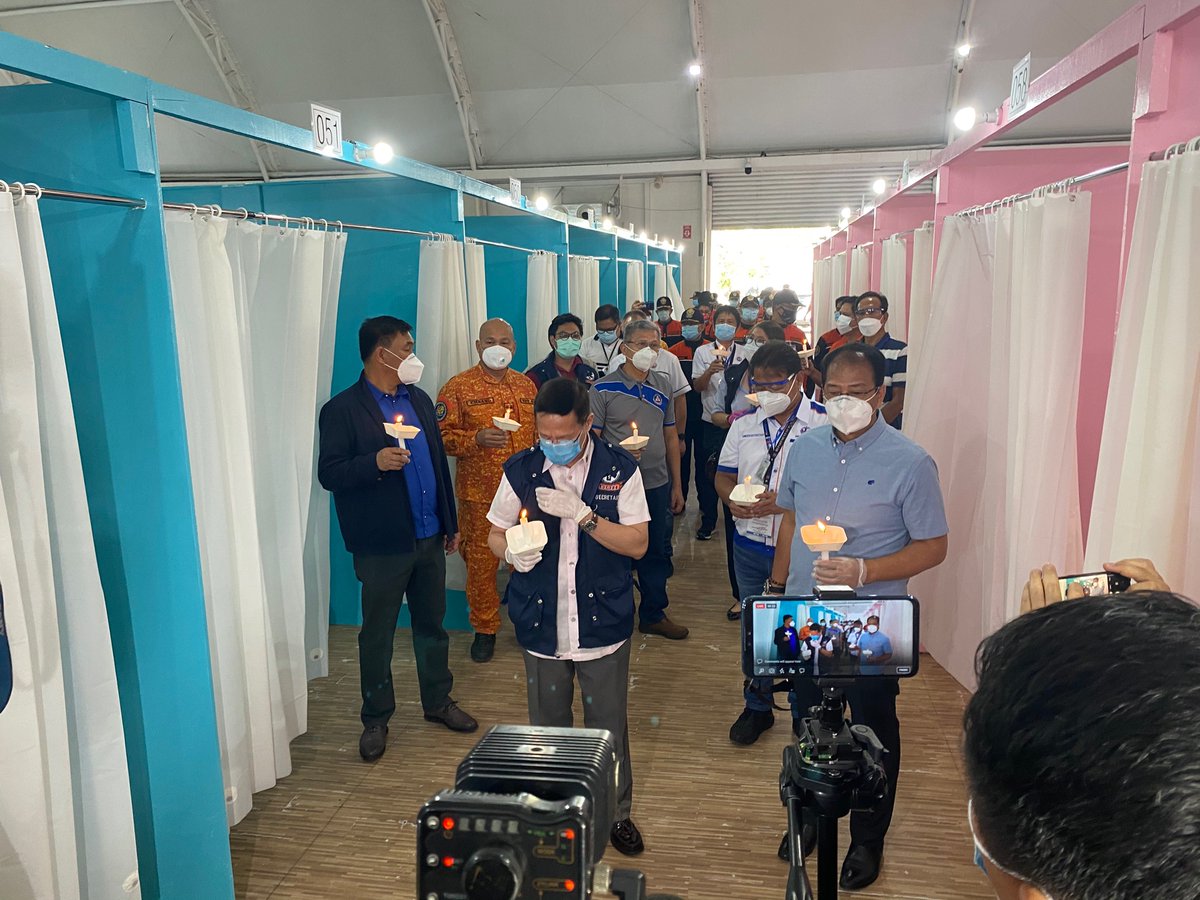 ANCALERTS's tweet photo. The 108-bed quarantine facility at the Filinvest Tent in Alabang, Muntinlupa City for mild and asymptomatic #COVID19 patients is expected to be operational next week. Its management has been turned to the Bureau of Fire Protection. | via @VivienneGulla https://t.co/DIH9wjuSJe