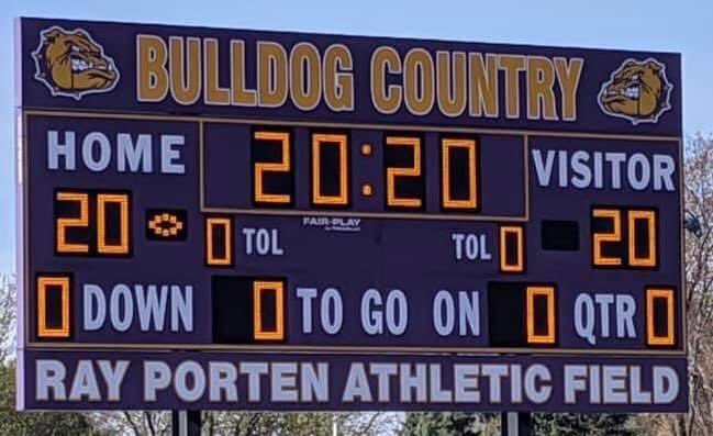 KAOPatterson118's tweet photo. Had a great time cheering on the WHS class of 2020 tonight. Good luck in your future endeavors! @BulldogLife_WHS https://t.co/xhjw0nIsZE