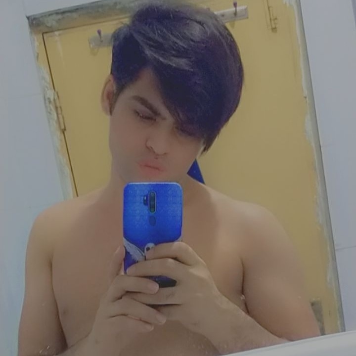 I m bottom Lahore tweet media