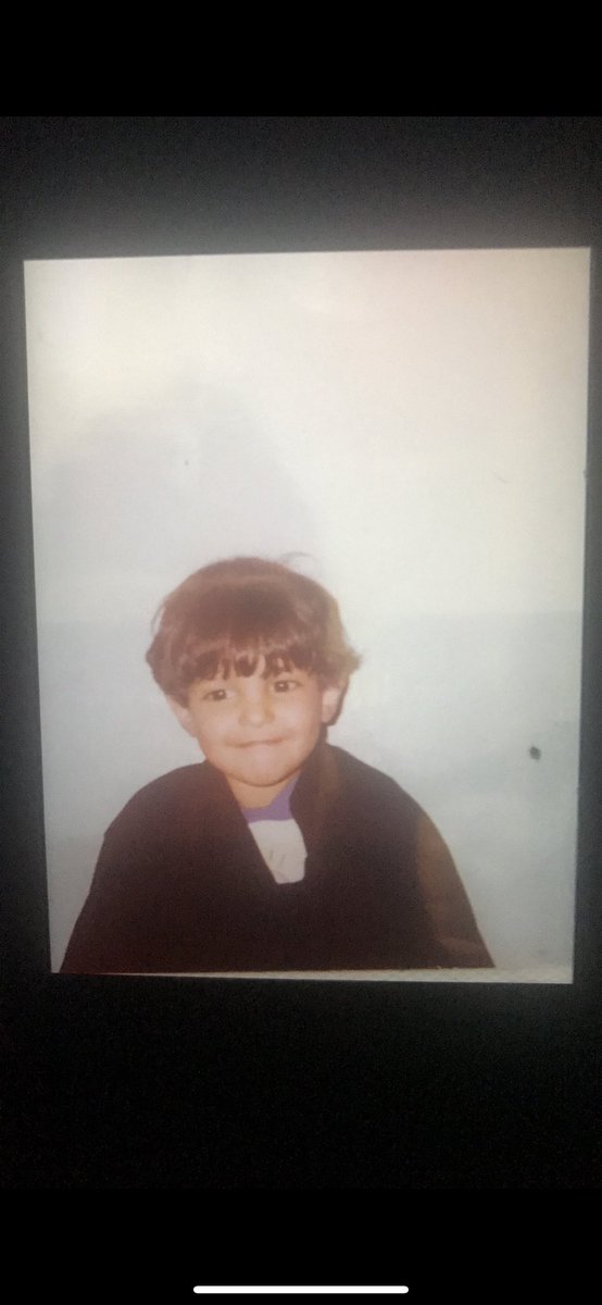sa1234mi's tweet photo. #صورتك_وانت_صغير

كان شعري اشقر بس جرا علي الزمن https://t.co/gzyYNoP0xC