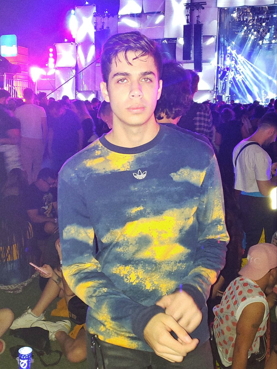 _dannyb0y's tweet photo. Deixem aqui a maior mudança de beleza de vocês https://t.co/S5d5IGoK9D