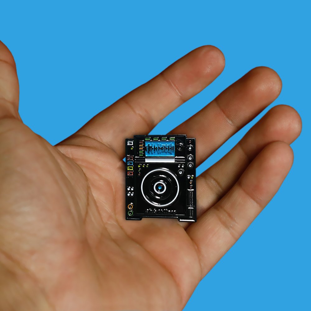 Only 40 pins left! gear.clubkillers.com/collections/pr…