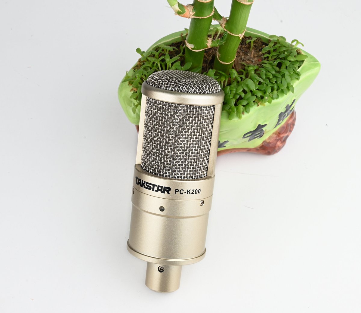 Takstarofficial's tweet photo. PC-K200 condenser recording microphone is convenient for installation. Plug, and recording fastly.
Get your mic here https://t.co/NiyfEl4UOi #takstar #recordingmic #recordingstudio #condensermicrophone https://t.co/9NCHSXVV5E