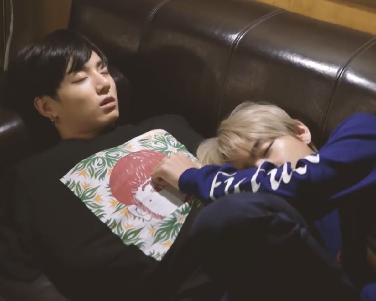 always cuddle when sleep together