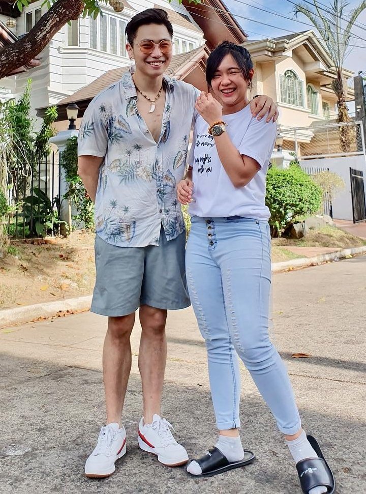 b0yCHOiii's tweet photo. happy 10th montsarry
@jaiga
@kilig

#JAIRAH https://t.co/wmF2d8zIjK