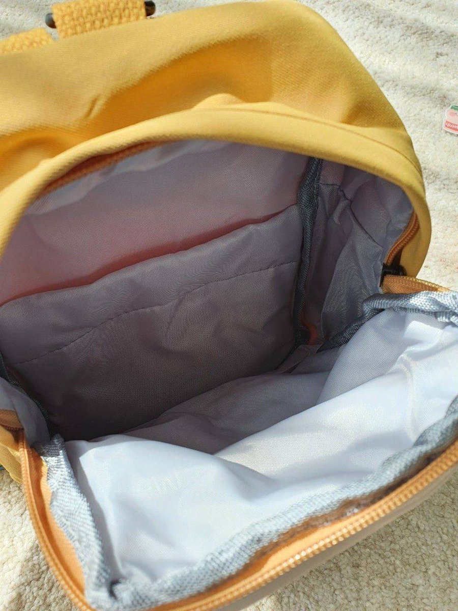 bubblebagshop's tweet photo. Connie bag 300฿ ส่งฟรี!
โอะโอ กระเป๋าวิเศษ สะพายเป็นเป้ ถือ หรือสะพายข้างก็ได้ ใบนี้ออกแบบมาให้ตอบโจทย์การใช้งานทุกรูปแบบของลูกค้า เอาเป็นว่ามีใบเดียวเหมือนมีกระเป๋าหลายใบให้เลือกใช้งาน มีให้เลือก5สีเลย แถมฟรีพวงกุญแจรูปไอติมให้ทุกใบ
🚩size : 19x27x8.5cm 
🚩สายถอดได้ และสายยาว 1 https://t.co/LnbF2Xkzk4