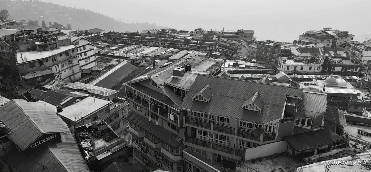 समय भी पूछ लेता है हैसियत आपकी
सब वक्त-वक्त की बात है