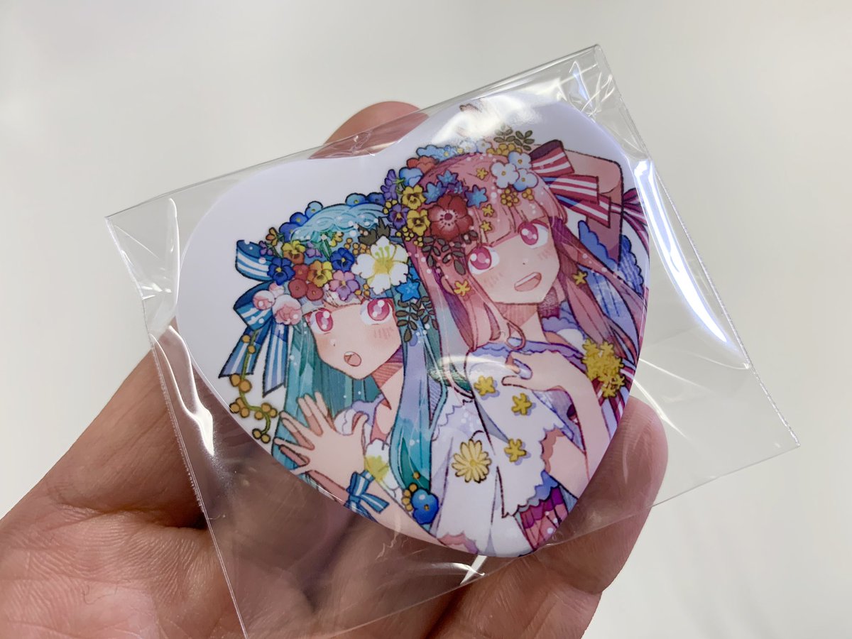 琴葉茜 ,琴葉葵 「久々に会社に出社したら可愛いのが届いていました(о'∀`о)
全部セットのおまけ」|琴葉茜葵のイラスト