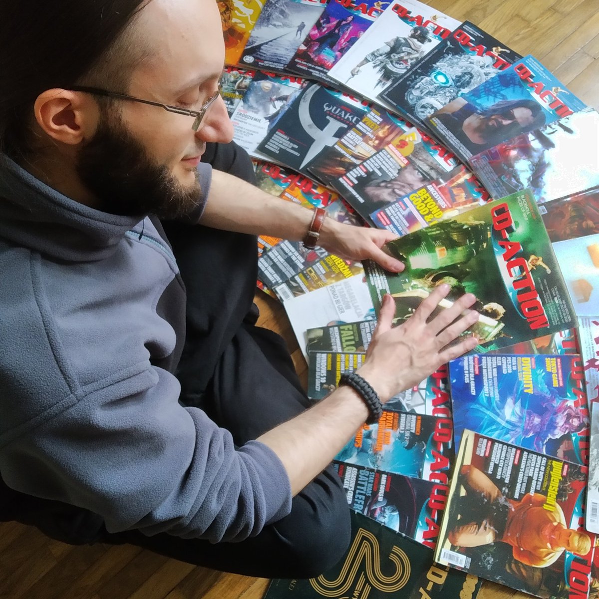 Nasz hardware'owiec <a href="/ivanov_OC/">Grzegorz Iwan</a>  jest prawdopodobnie największym fanem <a href="/cdaction/">Magazyn CD-Action</a>  w Polsce. Całym zespołem przesyłamy mnóstwo dobrej energii dla redakcji czasopisma!