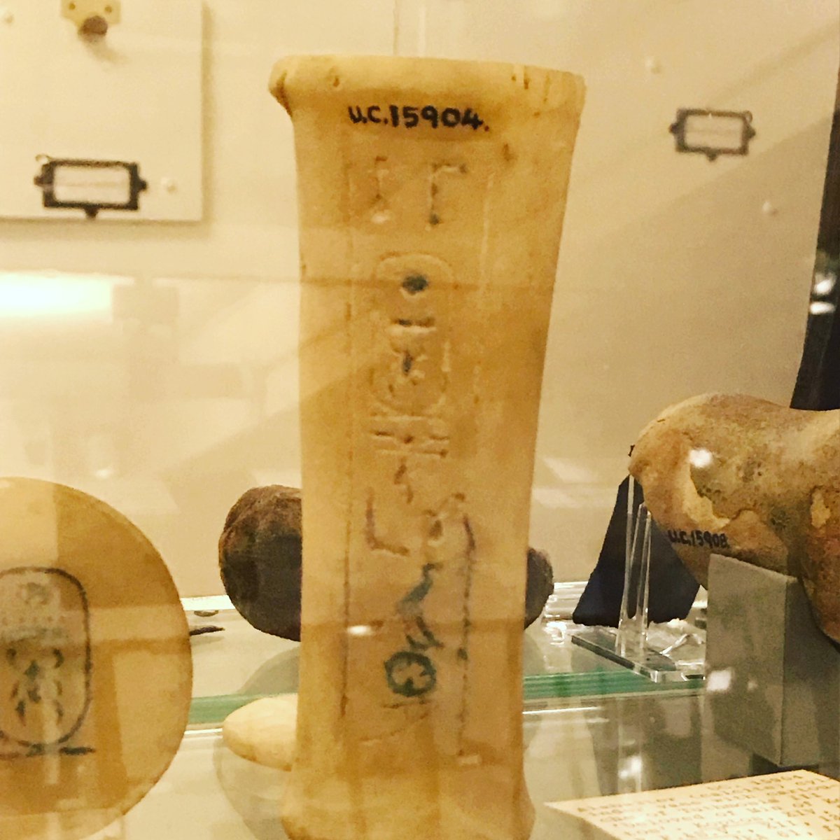 (5) Hatshepsut’s mortuary temple, Deir el-Bahari, on the West Bank, opposite Karnak Temple.The cartouche contains the name of the female ruler. The resin retains a very faint scent of myrrh (apologies for mistake in previous tweet-myrrh, not cedar) #MuseumsUnlocked