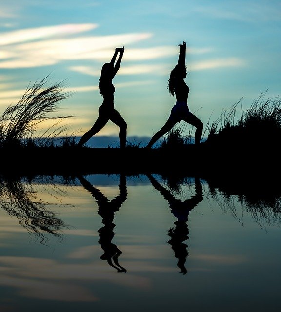 BlundellsSchool's tweet photo. Fiona is hosting Years 10-13 Yoga at 12. Why not take your mat into the garden and sun warrior in the sunshine? Click here to find out more: #Namaste #YouTome #MiddayBreak
https://t.co/Uk84wpIjAY https://t.co/QwnoJohe3r