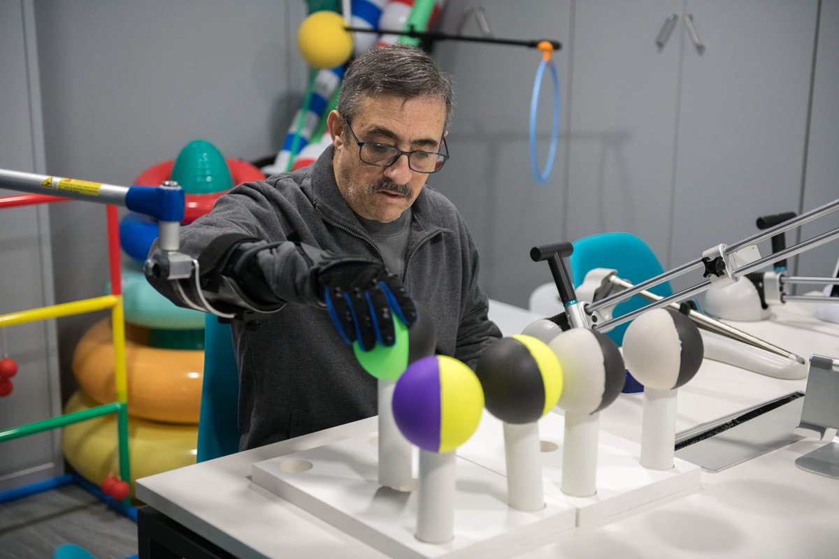 NEUROFIT_'s tweet photo. ¿Sabías que en #Badajoz está uno de los centros de neurorehabilitacion más #innovadores de #España? https://t.co/03WDNplhyW