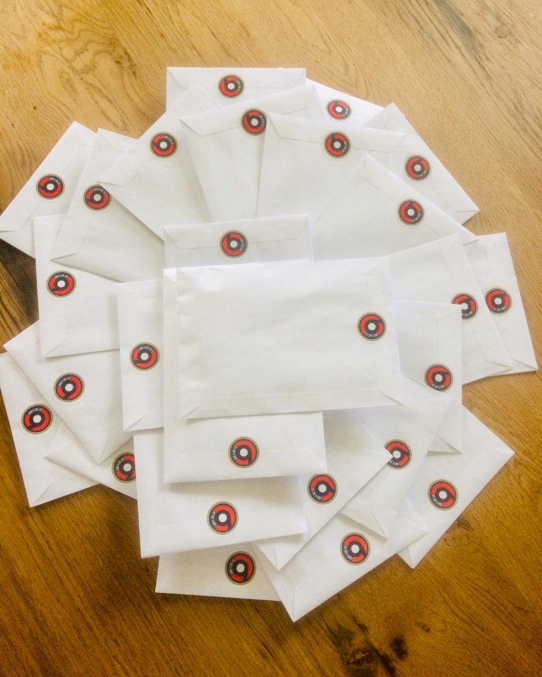 ClancyBriggs's tweet photo. While our regular sessions have been paused, we've continued challenging our members to improve by providing weekly video challenges for them to get involved with π€
π΄
Our first batch of lockdown champion rewards have just been sent out ππ
#Getoutandride #funonbikes #cycling https://t.co/vUWrU5XOLr