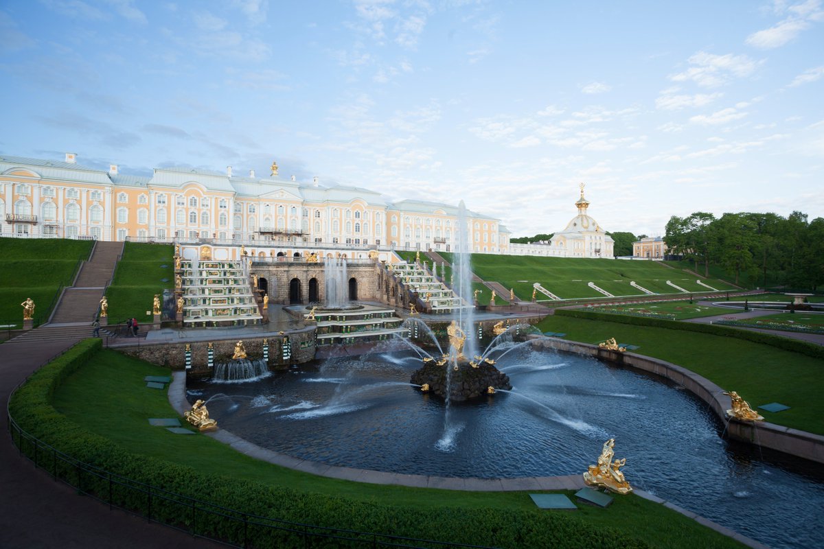 #TogetherMW Une occasion de rendre hommage au Réseau des Résidences Royales Européennes, il compte 30 membres qui représentent + de 90 châteaux. Il donne l'opportunité de partager, d'échanger pour préserver ensemble le patrimoine européen et construire un meilleur futur.