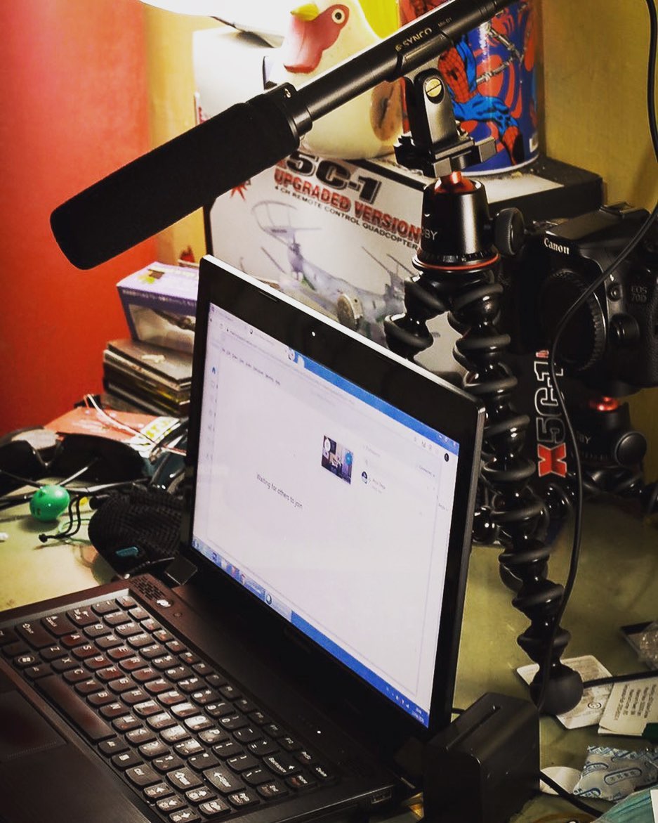 SYNCOMicrophone's tweet photo. Who said it was boring at home during the quarantine? 🏠That's because you haven't enjoyed the creative environment in the studio yet.🤣#SYNCO #MicD1
📷by @aryadega https://t.co/D8g3HAI7vg