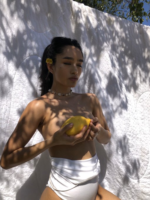 when life makes you mexican you&rsquo;re automatically born with atleast 1 lemon tree in your backyard 🍋 https://t