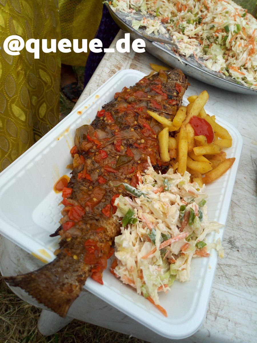 queue_de's tweet image. Hi tweeps, I am the BBQologist, I make the best of grills. Fish, chicken, kebabs, Shawama, chops, asun you name it for both indoor &amp;amp; outdoor events in Lagos. If you have any spot in your area, bars or hotels please kindly inform us as we are looking to expand. Please retweet 🙏