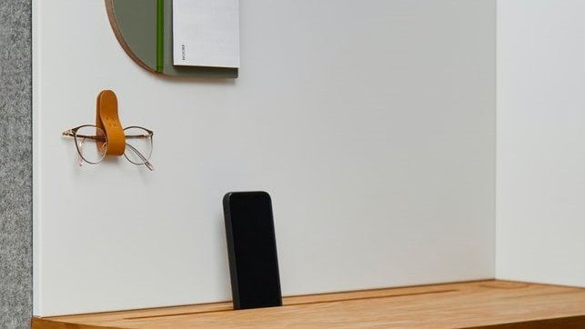 Customers &amp; retailers must embrace new ways of #digital #communication. A first step can be #videocalls via, for example, <a href="/Skype/">Skype</a>. It is intuitive to use, the #app is free-of-charge and requires no other devices.