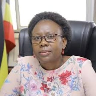 WomenNarratives's tweet photo. Celebrating #AfricanWomenLeadersFightingCOVID19
Dr. Ruth Jane Aceng is the Health Minister of Uganda. She is leading her country, Uganda, in eradicating COVID-19. https://t.co/peDVNMCVlW