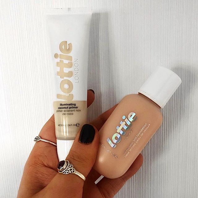 myLottieLondon's tweet photo. faves ๐ #coconutprimer & #velvetskintint ๐ #regram @emilykbur ๐ซ #lottielondon https://t.co/OZFHHw3rv7