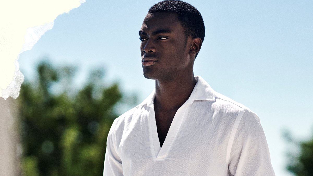 OrlebarBrown's tweet photo. As the weather heats up, keep cool with a moisture-wicking, breathable shirt. Explore: https://t.co/4kAV201n1W
#DoseOfSun #OBsAroundTheWorld #OrlebarBrown https://t.co/7RssZHe8nW