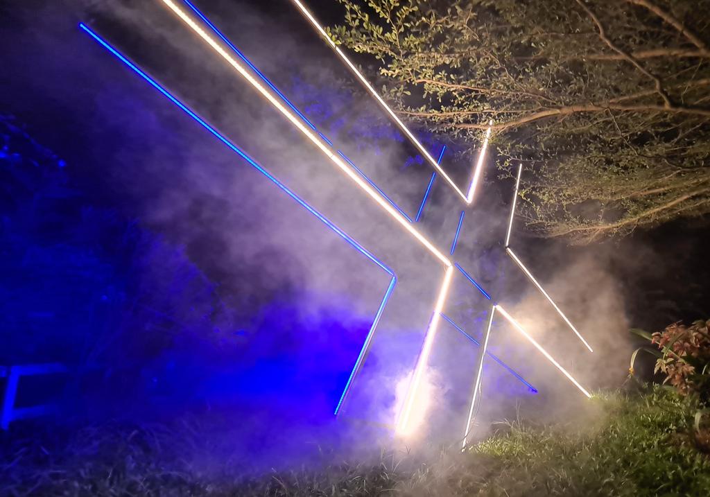 NakedSpectrum's tweet photo. CALIXTA ii
#NakedSpectrum #artinstallation #calixta #lightdesign #lightart #art https://t.co/rOCo6psgEq