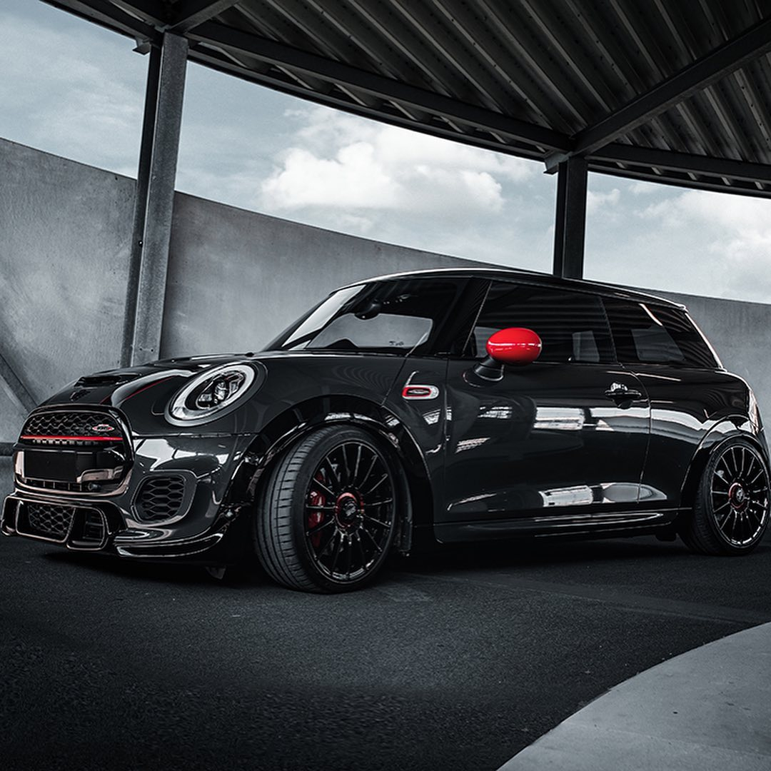 MINI's tweet photo. IG User ph.imaging showing the MINI has really grown up – less playful, more menacing, but always ready to race. #MINIHatch #JohnCooperWorks #ThunderGrey

[MINI John Cooper Works 3-Door Hatch: Fuel Consumption combined: 6.9 - 6.1 l/100 km, CO2 Emission combined: 158 - 140 g/km] https://t.co/VUelkUsvfC