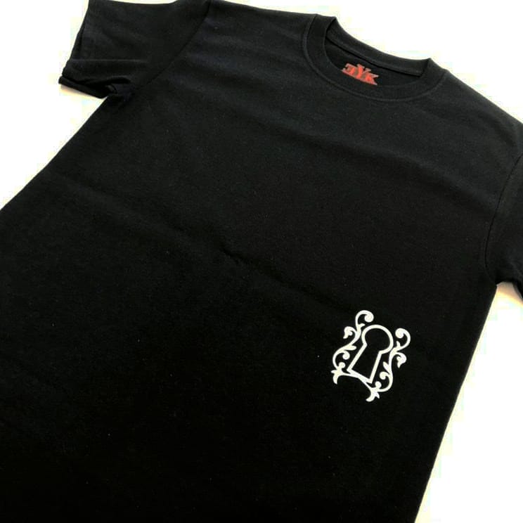 EYK_Clothing's tweet photo. Dead Or Alive Tee will be dropping on Friday 15th May @ 12pm. https://t.co/CZpMXTzBMu
°
°
#EstablishYourKingdom #CreateYourOwnSystem #StreetBrand #NewReleases #NewDrop #Apparel #ClothingBrand #OOTD #LookOfTheDay #FashionBloggers #CYOS #UnisexStyle #DoA #DeadOrAlive #FashionDaily https://t.co/ltZ6L50cjx