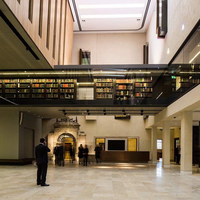 AshmoleanMuseum's tweet photo. Today's #MuseumWeek theme is 'Together'! Did you know that the city of Oxford is jam packed with museums, galleries &amp; libraries? All of which cannot wait to re-open their doors! 

@AshmoleanMuseum
@bodleianlibs
@Pitt_Rivers
 @HSMOxford 
@morethanadodo
 #mindgrowing #TogetherMW https://t.co/IvZzfud1RC