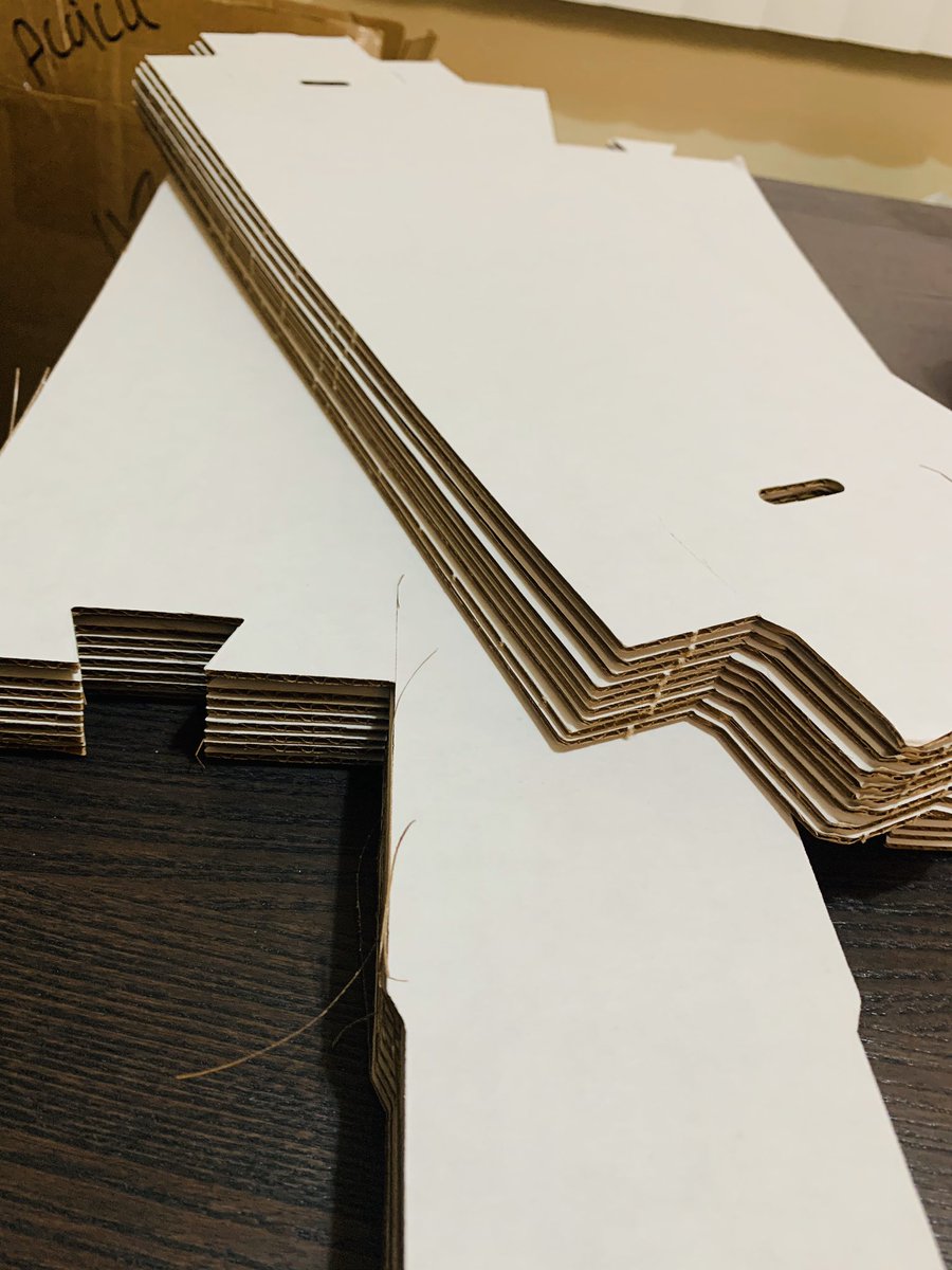 3pointGeek's tweet photo. Received my 10 piece single row boxes today. Fits One-Touches, Snap Cases, Screw Downs and Toploaders. Iβll go to home depot over the weekend to buy some plyboard & make a 10 row cabinet for them. Love the single rows to make a one player PC box. #hobbyboxes https://t.co/c4LLsoOS2Y