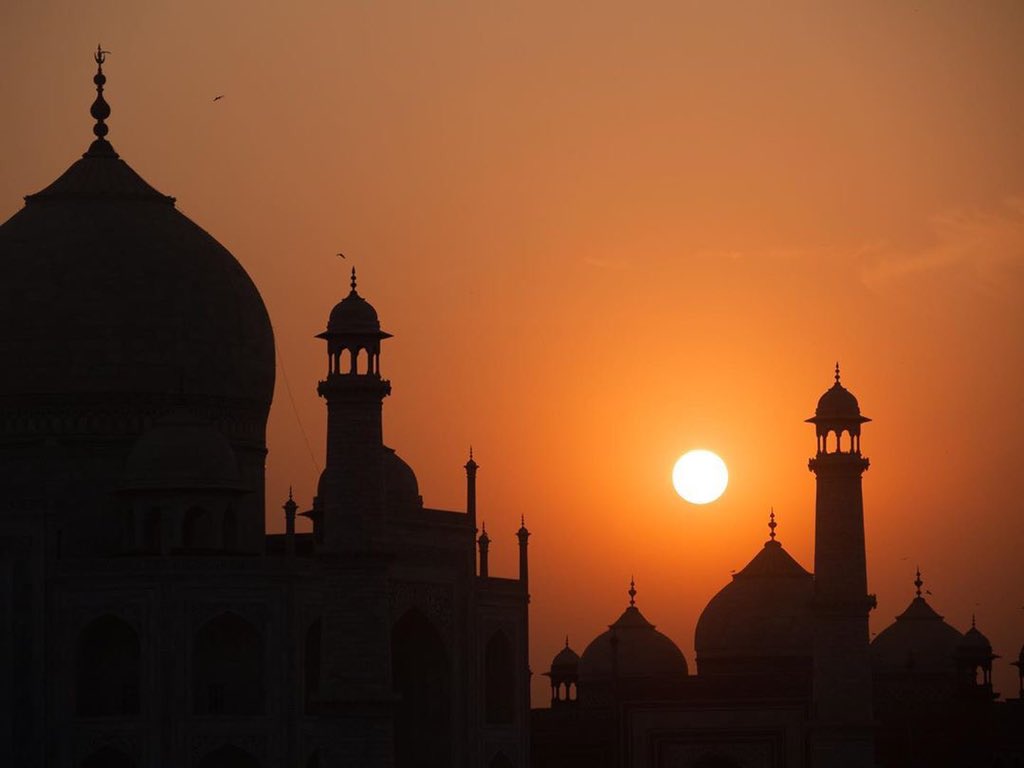 IndiaTour360's tweet photo. Mahal Sunset. https://t.co/FikIvz9KRu
#tajmahal #tajmahalagra #tajmahalpalace #tajmahalindia #tajmahalgallery #igersindia #incredibleindia #incredibleindiaofficial #indiaphotography #agra #travelagram #wheninindia #allindia #travelindiagram #igers_india #travelindiadiaries https://t.co/wCzcVCda40