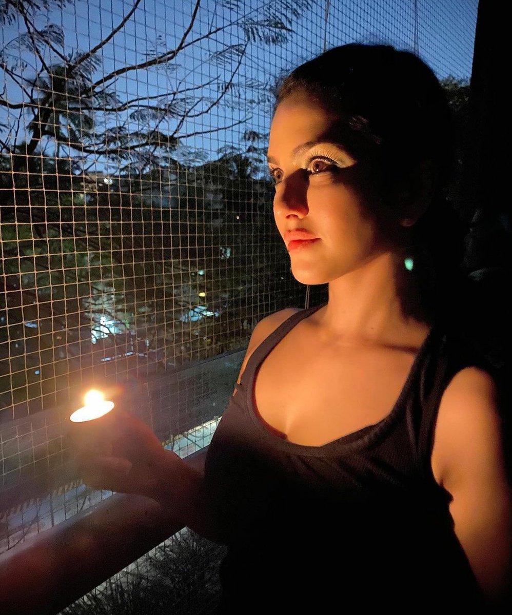 pandyaa75's tweet photo. Happy birthday 🎉🎂❣️ @SunnyLeone
Only #Bollywood Celebrity Who adopted 3 Kids and Often do other Social Works. A big Contribution to Proving better Lifestyles to kids.
#HappyBirthdaySunnyLeone
#AatmanirbharBharat
#HBDSunnyLeone
#SL39 https://t.co/h2EdJbGLvV
