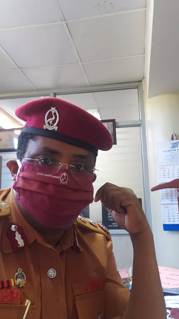 UgandaPrisons's tweet image. At @UgandaPrisons we are making  use of our inmates who have acquired tailoring skills while in our custody to make face masks &amp;amp; soon we'll have enough for all our officers. Bravo CGP @jbyabs for the wise guidance on inmates' vocational skills training