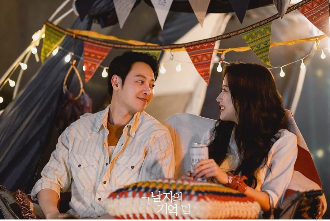 anip____'s tweet photo. Episode terakhir 😭
#FindMelnYourMemory 
#FMIYMAlwaysInMyMemory 
#KimDongWook 
#MoonGaYoung https://t.co/jcUwE0rE1D