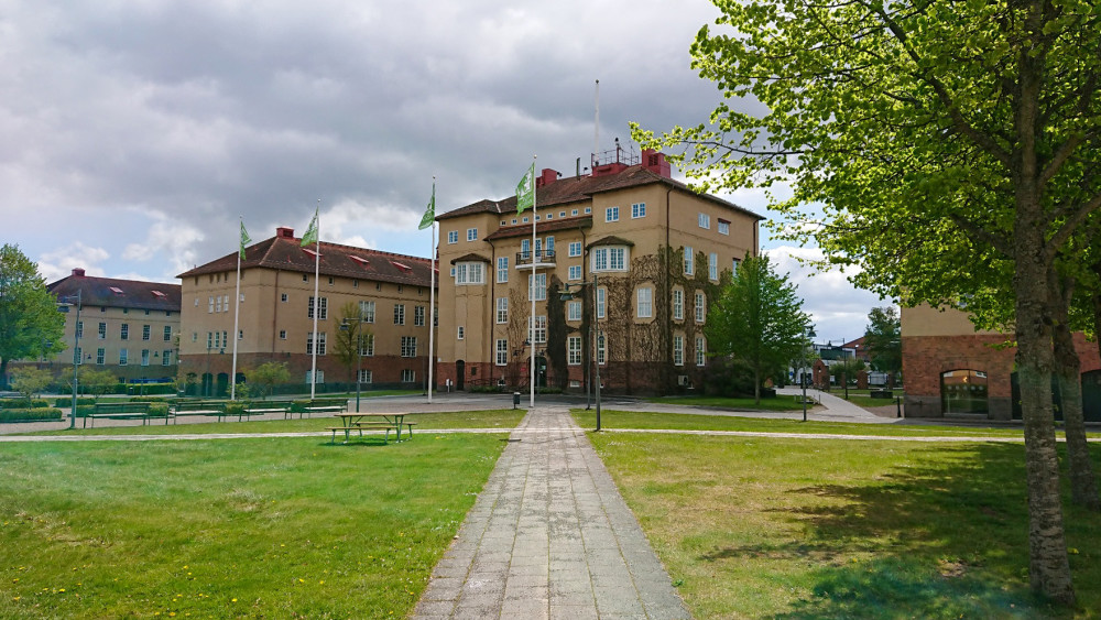 HKR_Uni's tweet photo. Högskolans nya forskningsmodell föredöme för jämställdhet https://t.co/adoe8xb4xa https://t.co/VvXEevHBaH