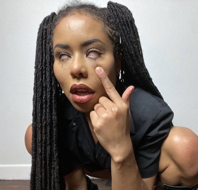 2 pic. goodnight https://t.co/XgMx36sGT7<a href="/tag/mvsales"class="tags"><span>#mvsales</span></a>