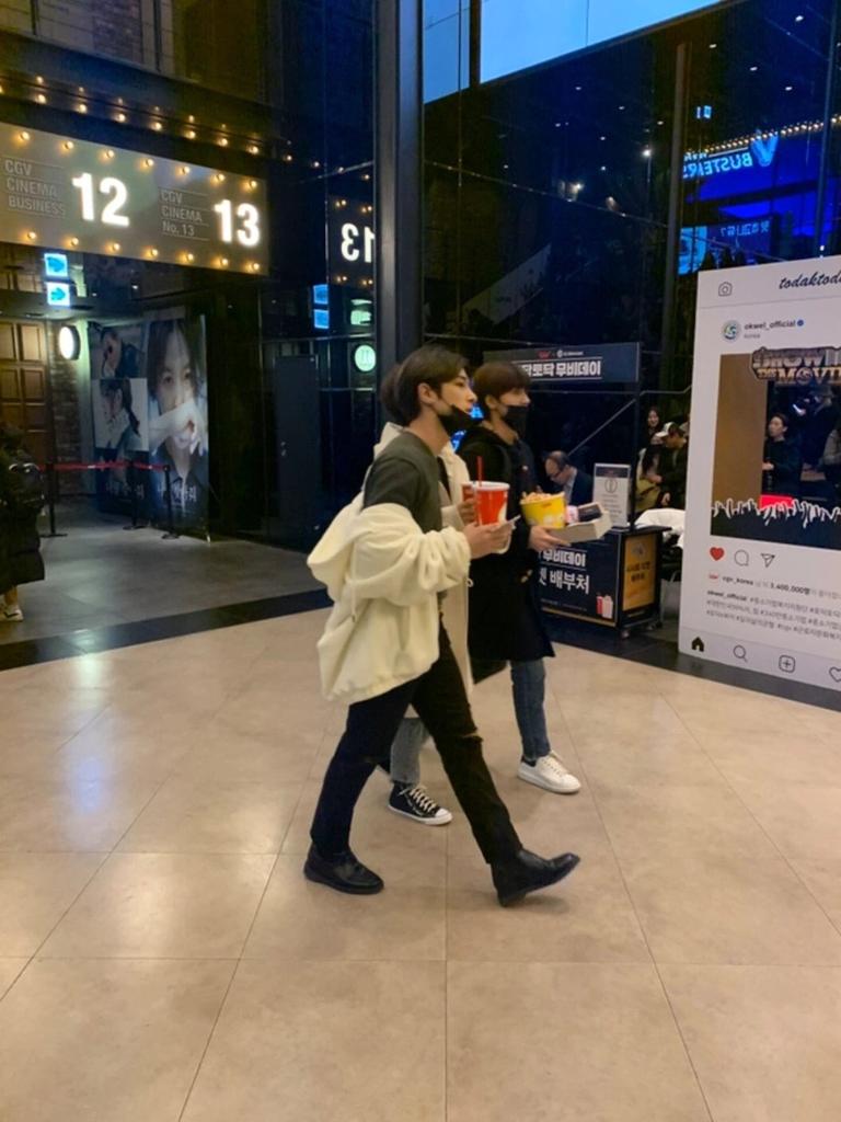 areumsang's tweet photo. remember when they were on hiatus and the only crumbs we got was hangyul hanging out with the maknae line until year 2020? he stayed with them. up until now, he stayed with our maknae. good times https://t.co/LvliBJUheD