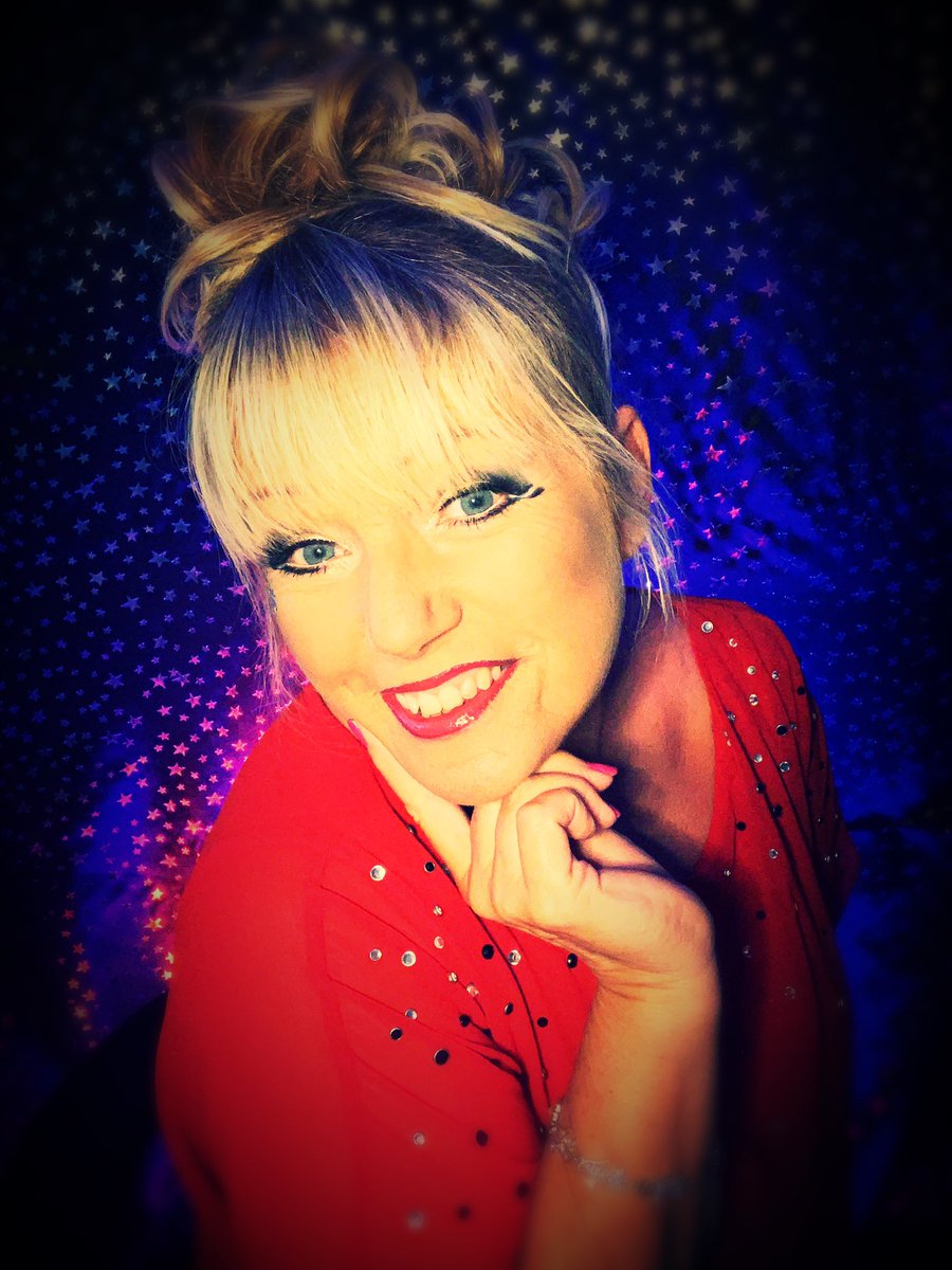 Toni Lee Sings tweet media