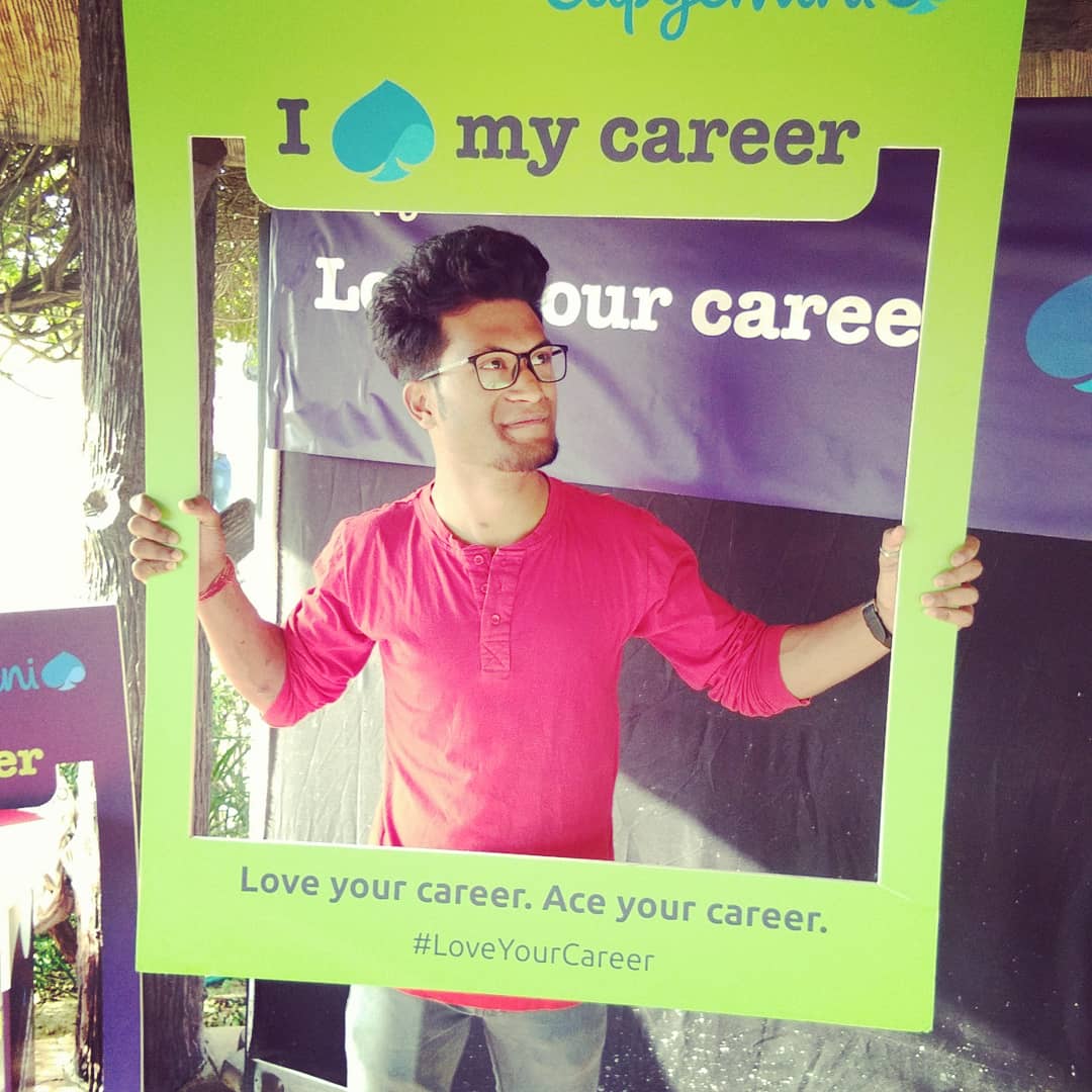 _mr_xoxo_boy's tweet photo. "Be an Achiever, not a Dreamer"
#capgeminirewind #StrongerTogether https://t.co/h183mnP7Rw
