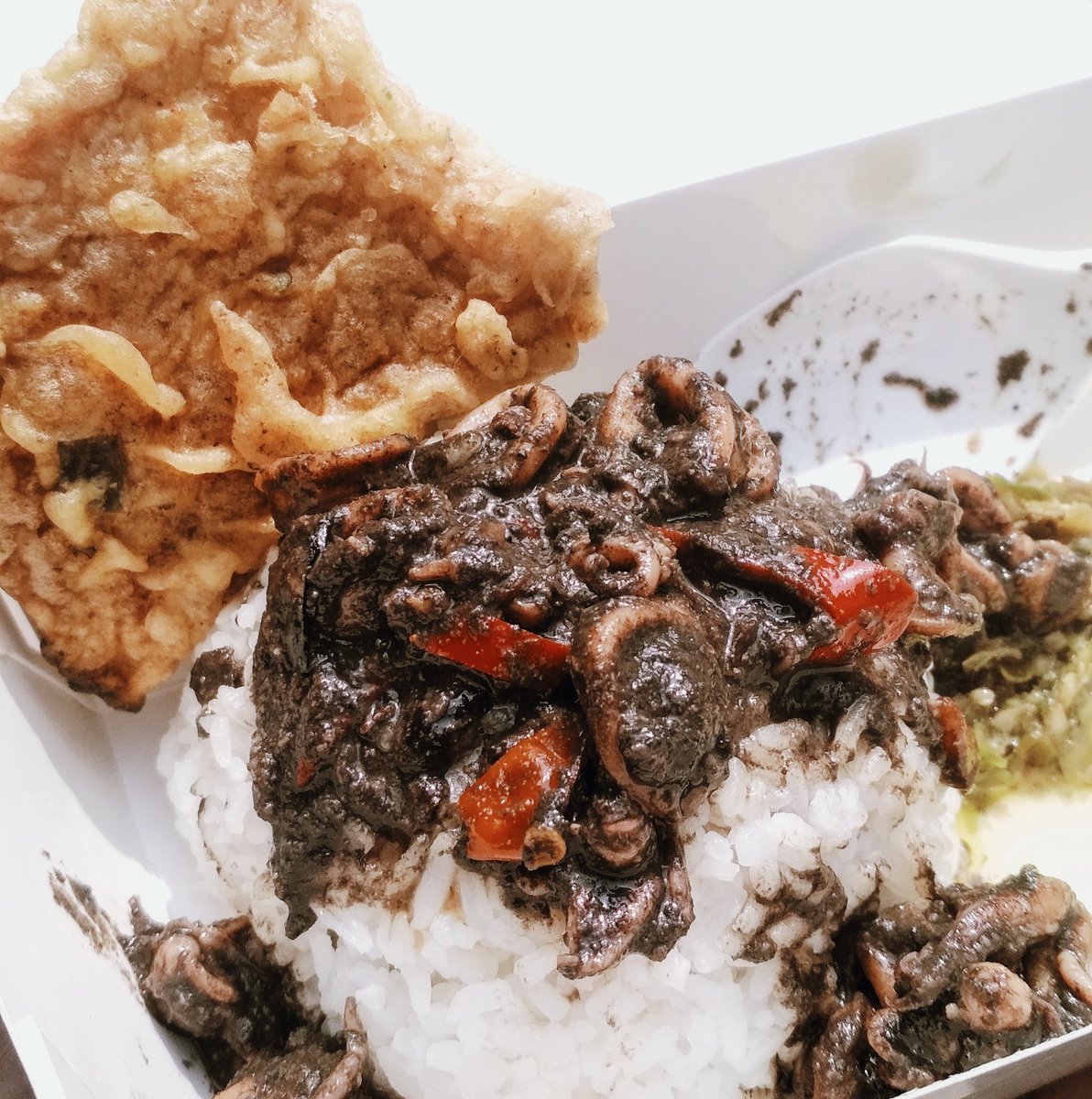 nyumii2's tweet photo. @diantrifennaa @infomalang Yg sepaket nasi seperti ini. Silahkan 🥰 https://t.co/N3VVw7D5wM
