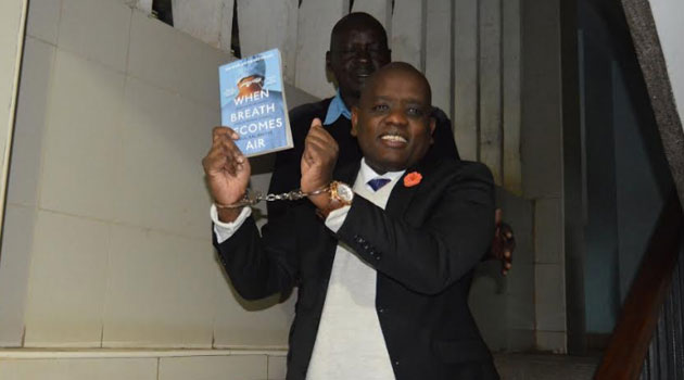 In kenya we celebrate wrong people
#ArrestItumbiForForgeries