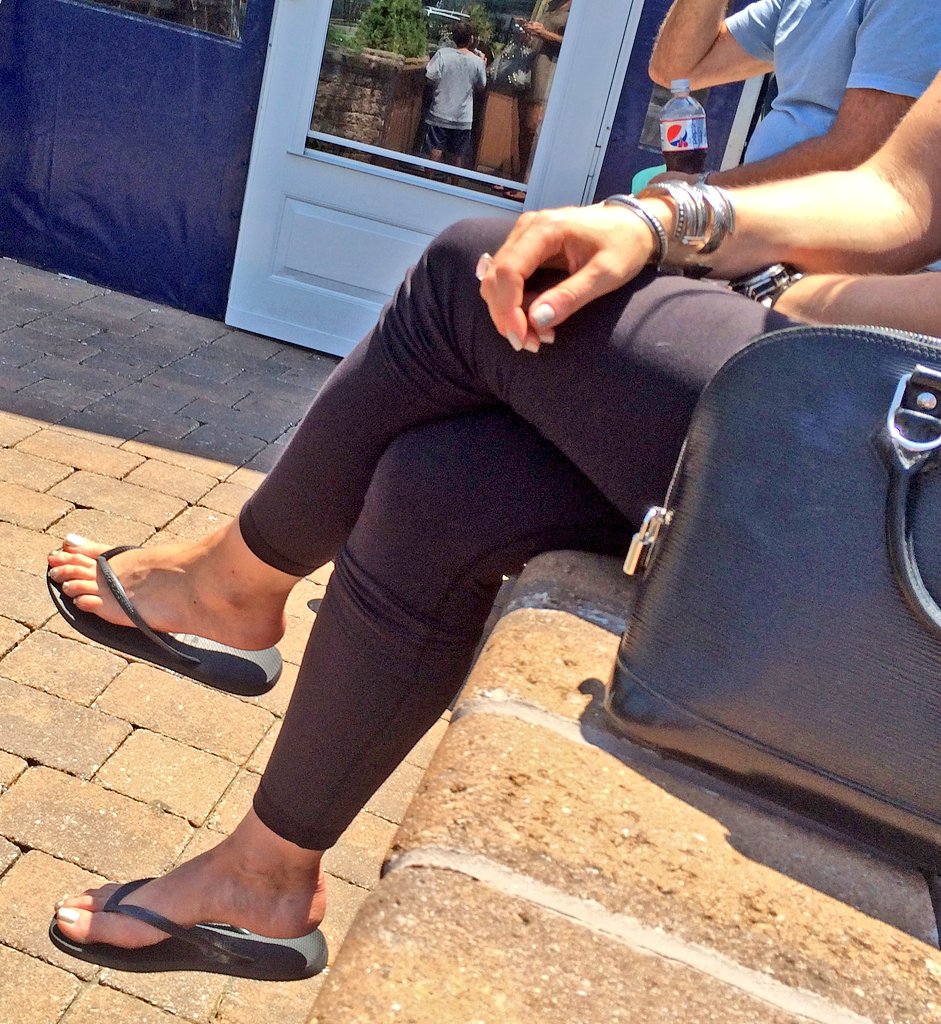 PiesitosL's tweet photo. Manda tus aportes al mensaje directo, totalmente anónimo 🥵🥵😍😍🔥🔥.#feet #feetlovers #feetadict #fetishfashion #feetlovers #feetpics #sandals #barefoot #teenfeet #girlsfeet #pies #voyeur #milf #toes #sandals #milffeet #teen #fetiche #feetfetish https://t.co/wSaYJNYbtL