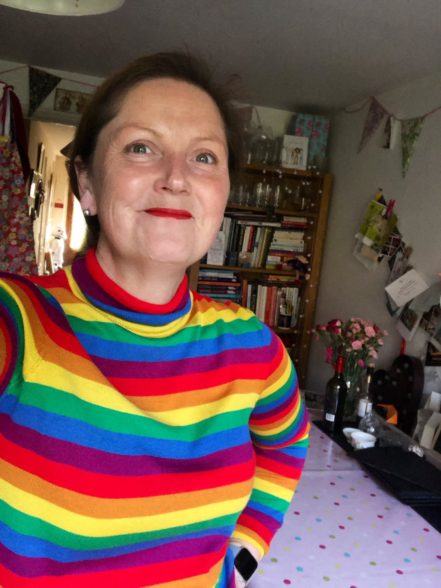 ๐ Kath Evans RGN RSCN ๐๐ (@kathevans2) on Twitter photo ๐๐ More of a rainbow ๐ than a #YellowSelfie but hey whoโs judging?! Continuing to shine a light on #Nursing as we celebrate #IND2020 all week! Special shout out to <a href="/WeCYPnurses/">WeCYPNurses ๐</a> ๐๐ ๐๐ More of a rainbow ๐ than a #YellowSelfie but hey whoโs judging?! Continuing to shine a light on #Nursing as we celebrate #IND2020 all week! Special shout out to <a href="/WeCYPnurses/">WeCYPNurses ๐</a> ๐๐