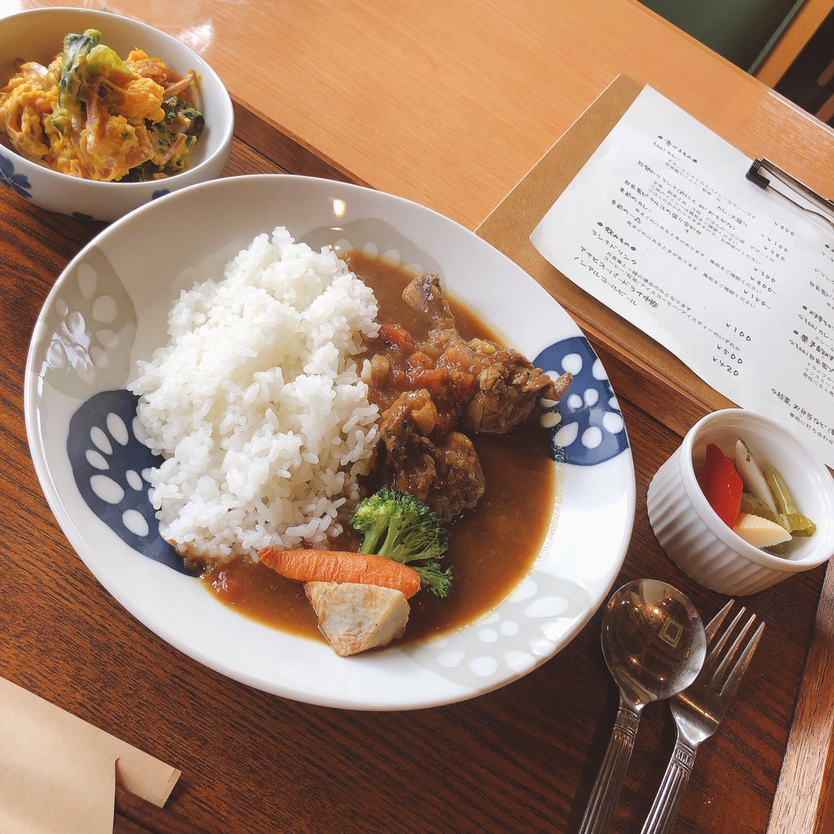 jettyheadshot's tweet photo. #3sai
#カレーライス
#自家製ピクルス
#カボチャサラダ
皆さまのおかげで充実したランチでした。
ありがとうございます😊 https://t.co/uLUBvlCLxX