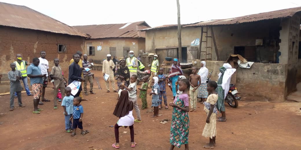 M4Good2EndFGM's tweet photo. 📸 Ogan community, Kajola Local Government Area, Ọ̀yọ́ State.

#endcuttinggirls #COVID19 https://t.co/FKGRnK8Sg2