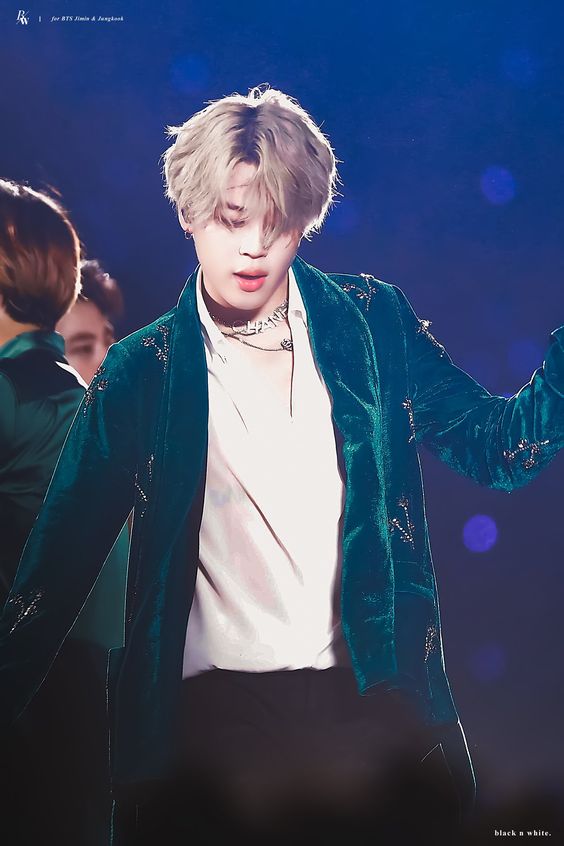 Jimin being unbelievably sexy; a thread