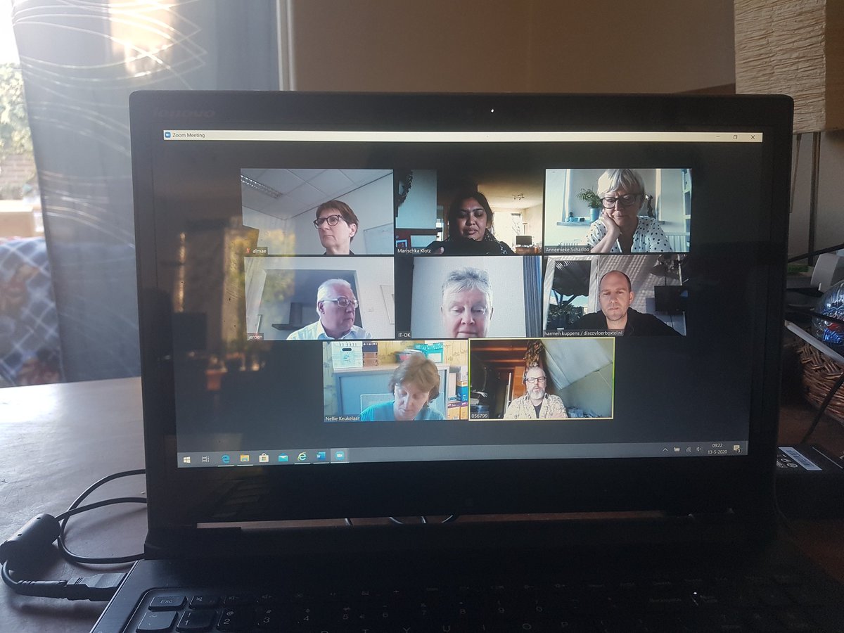 Omdenken als ondernemer tijdens het cornavirus. Interessant vraagstuk van Boxtelse ondernemer Harmen Kuppens, van vloeren naar kwartetspel.