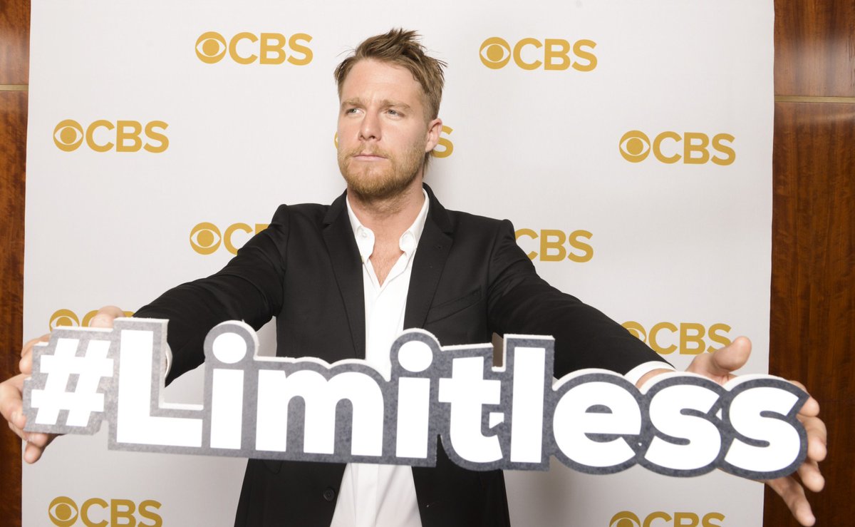 jakemcdormancom's tweet photo. Flashback to this day in 2015 where @JakeMcDorman attended the CBS Upfronts presentation for #Limitless! #JakeMcDorman https://t.co/sA64lcZ09b