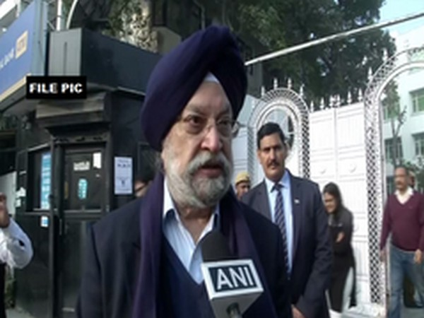 ANI's tweet photo. In 1st phase of #VandeBharat we were to bring back 14800 Indians on 64 flights. 8500 Indians have already returned till this morning. More flights underway. In phase-2 numbers being doubled. 30000 more Indians will return from 31 countries on 149 flights:HS Puri,Aviation Minister https://t.co/gbFyb56mt4