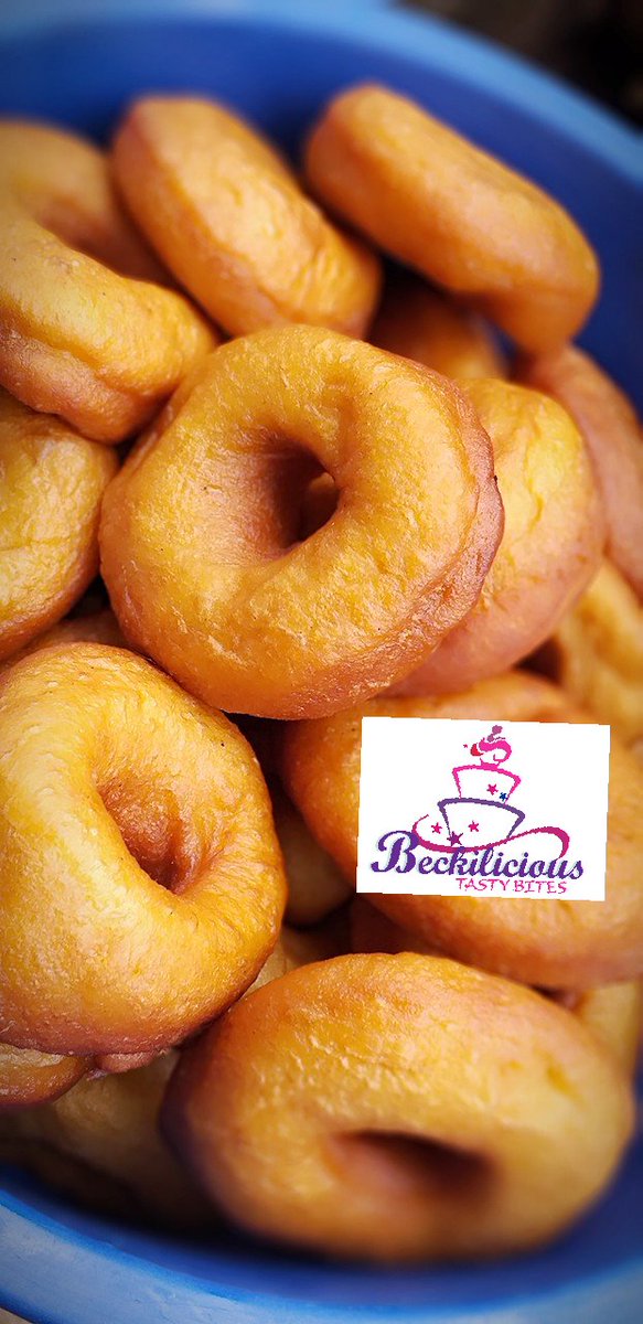 BeckiliciousTa1's tweet photo. Good morning beautiful people....
#doughnuts #Cookies #TasteLikeNoOther #JosSlayBaker247 #josbaker #BTB 🍩🍪🎂 #staysafe so we can talk business ☎️❤ https://t.co/P8x20aajBs